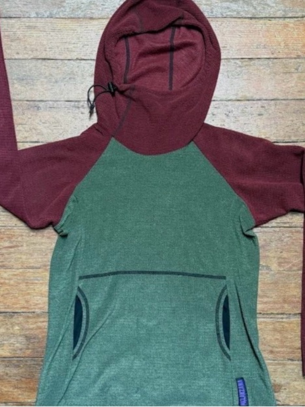 Melanzana Two Tone Green & Burgundy Hooded Pullover